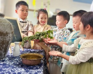 艾叶悠香,端午安康——木渎范仲淹实验幼儿园小班组端午节活动